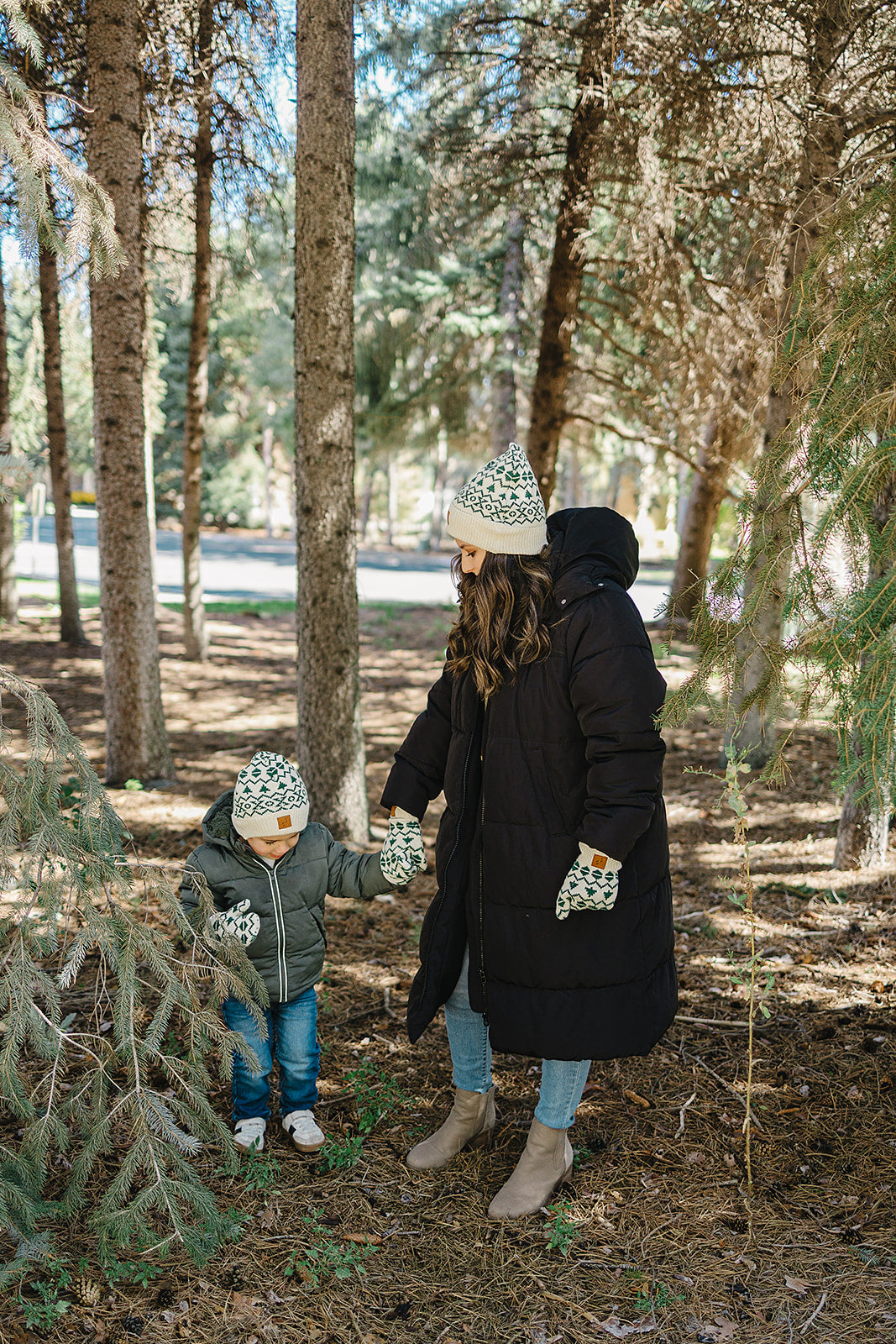 100% Organic Cotton Kids + Adult Ecru Mittens