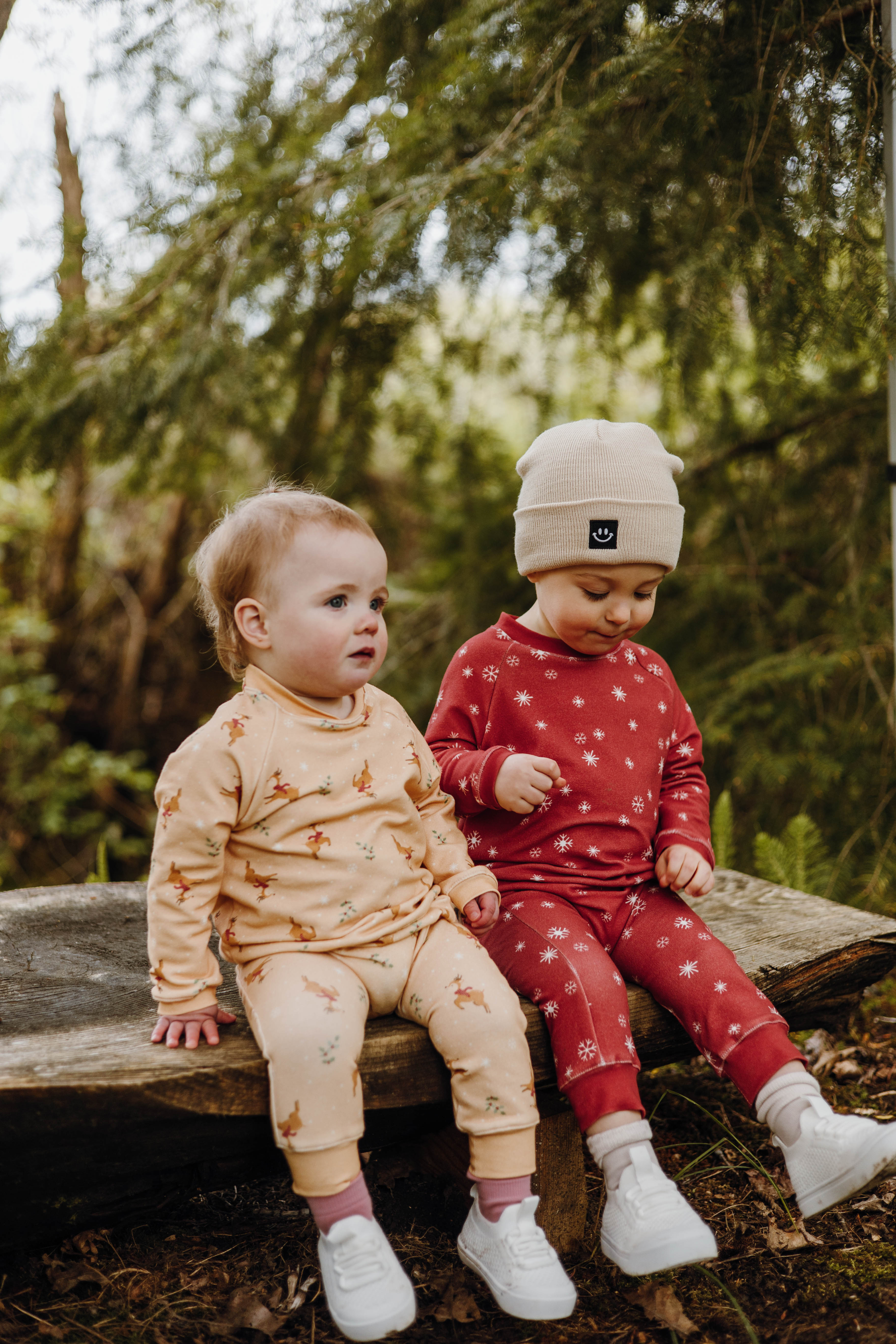 Matching Set - Holiday Snowflake Organic Cotton Fleece Sweatshirt & Jogger