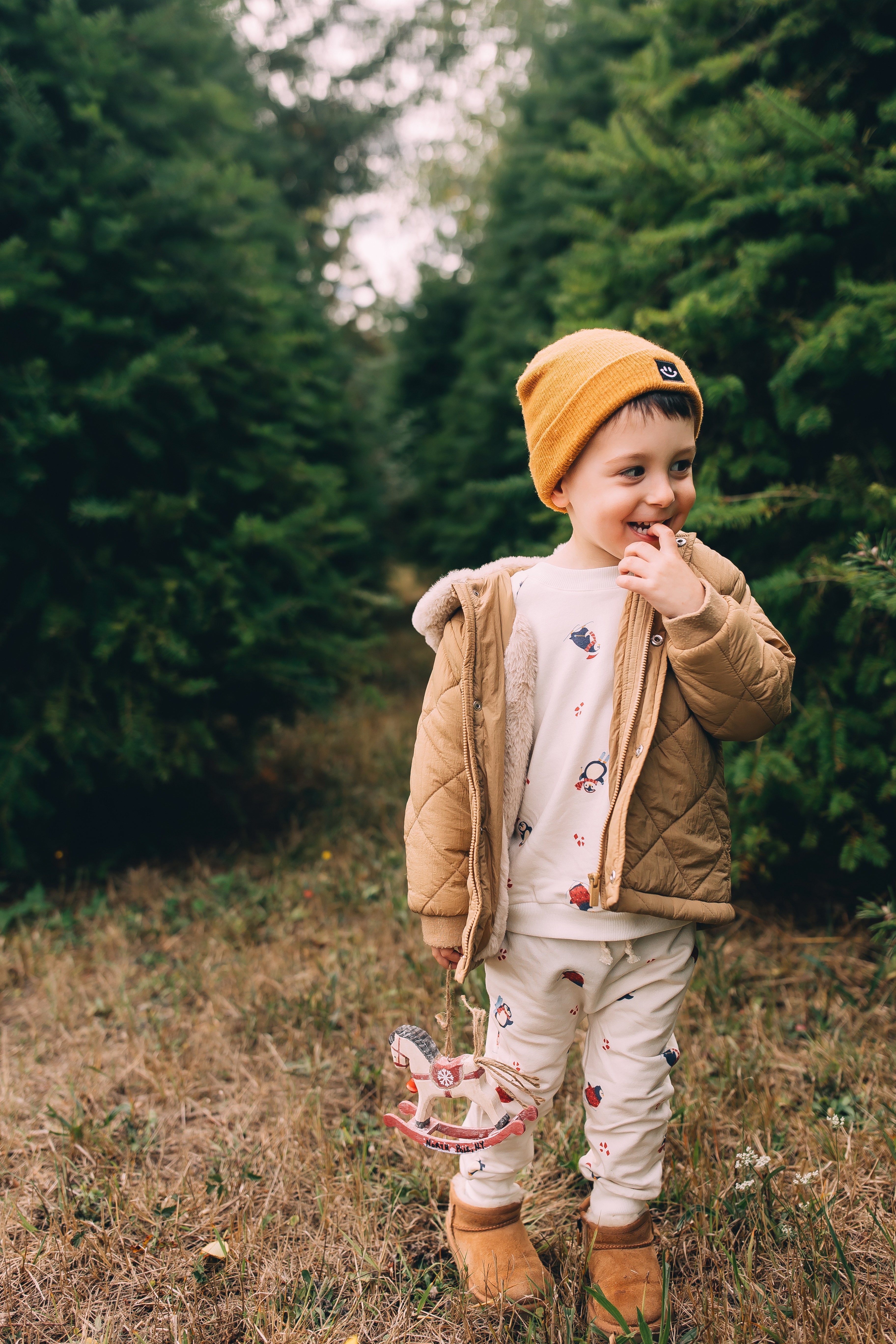 Raglan Sweatshirt - Slopes & Snowflakes Holiday Organic Cotton