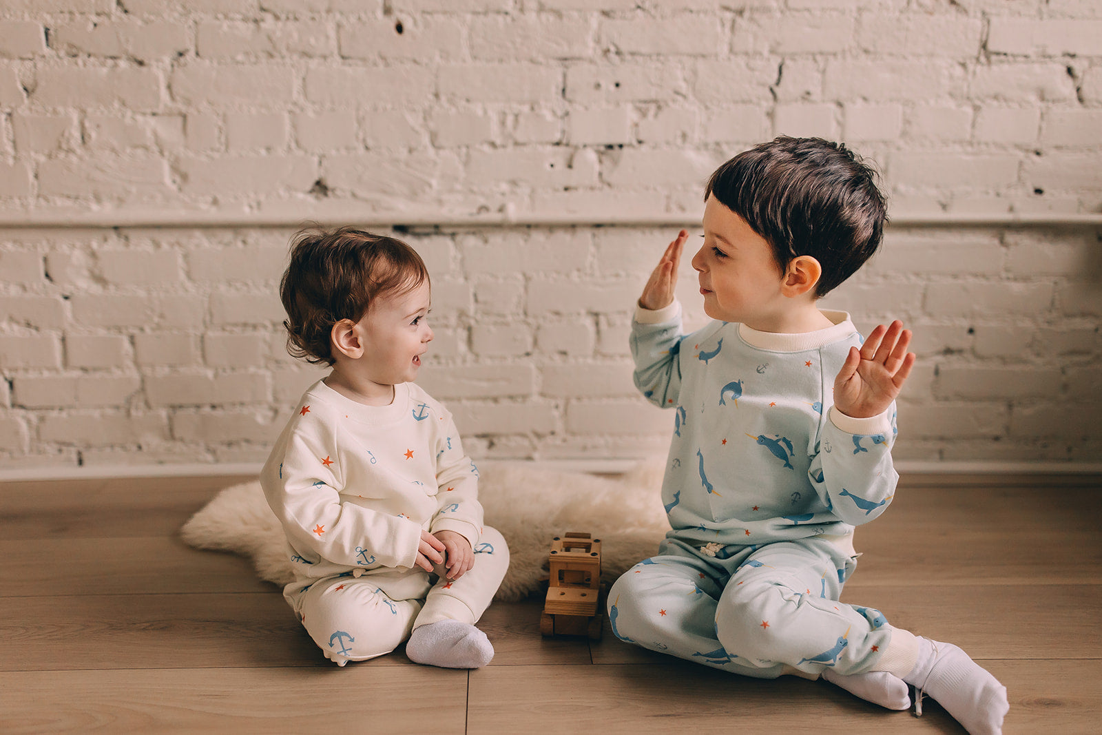 Raglan Sweatshirt - Narwhals at Sea Organic Cotton